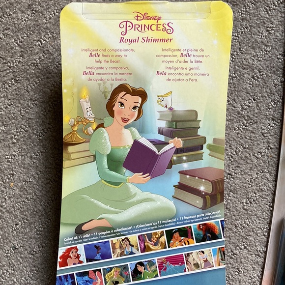 NIB Bundle 2 Disney Princess Royal Shimmer Belle & Pocahontas dolls - Picture 4 of 7